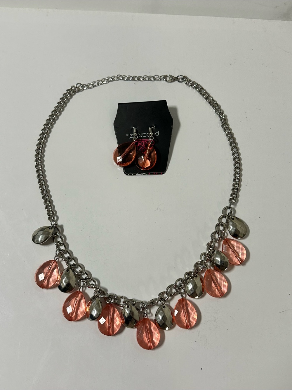 paparazzi Silver Necklace with Pink Teardrop Charms